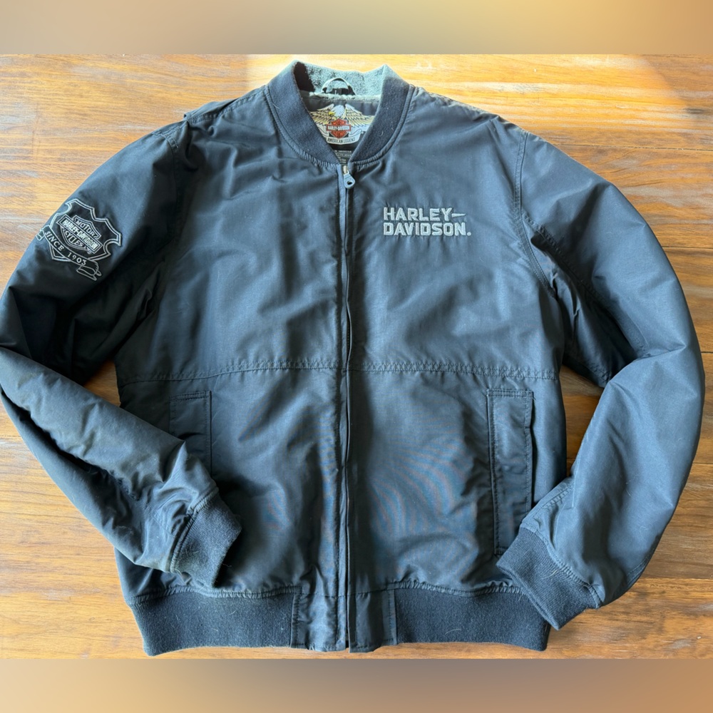 Harley-Davidson Black Jacket with Contrasting White Embroidered Logo